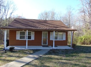 90 Vandola Rd, Danville, VA 24541