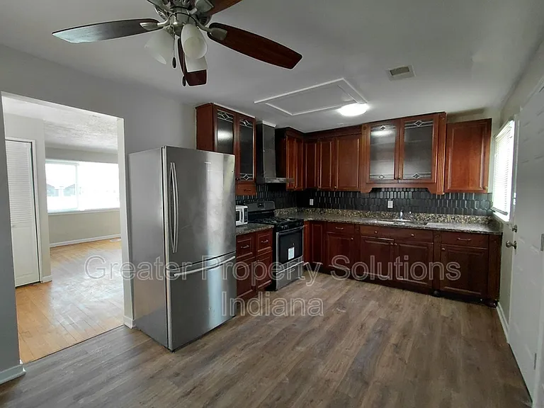 8120 Kennedy Ave — Photo 3