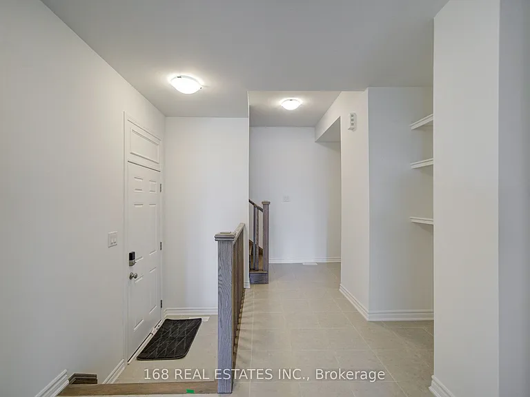 44 Azure Dr — Photo 7