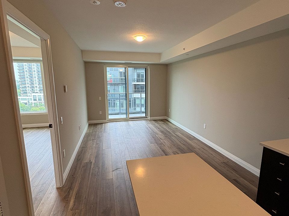 1st image of 93 Arthur St N #908