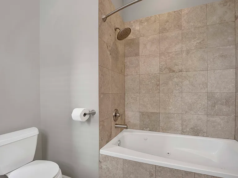 1517 W Fry St #2 — Photo 23