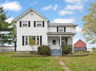 820 W County Line Rd, Beecher, IL 60401