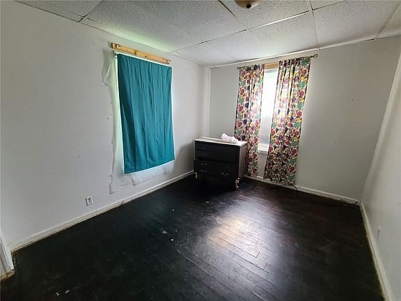 5th image of 7609 E Jackson St
