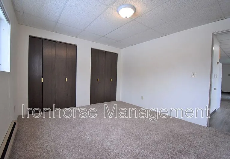 801 W Villard St #30 — Photo 21