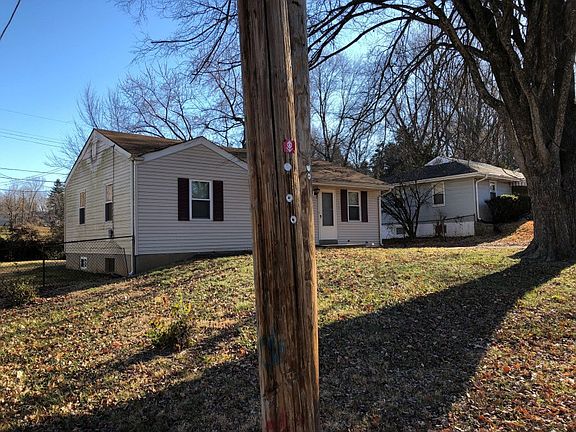 2nd image of 5938 Sheriton Dr