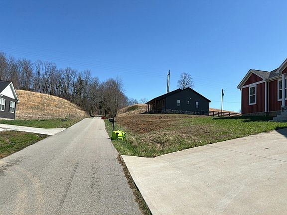 5th image of 941 Pine Hill Brock Rd