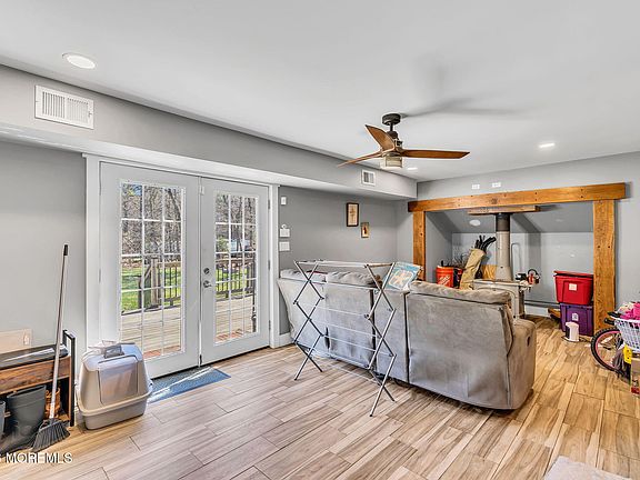 5th image of 2978 Shafto Road