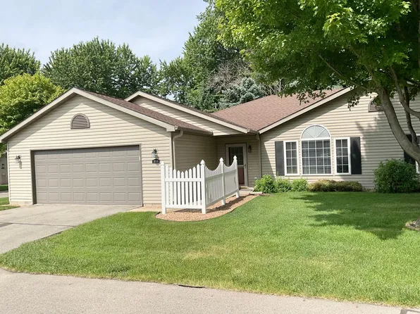 1700 Carriage Home Dr APT B, Austin, MN 55912