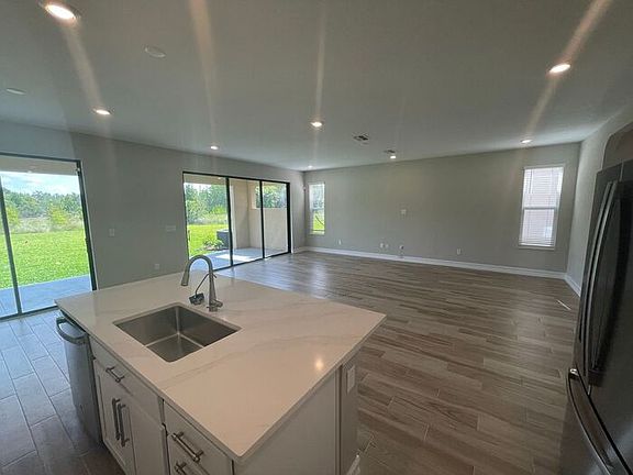5th image of 4814 Tivoli Dr