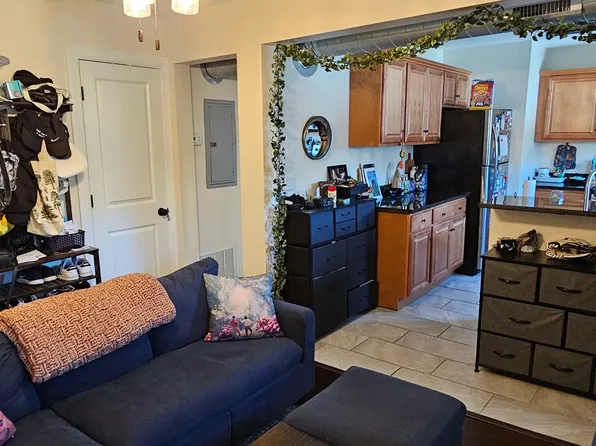 1207 Reddour Street, 1207 Reddour St APT 3B, Pittsburgh, PA 15212