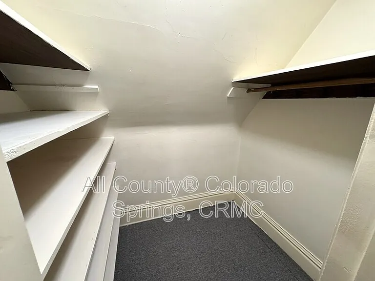 1238 Wood Ave #4 — Photo 12