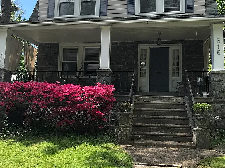615 Lawson Ave — Photo 2