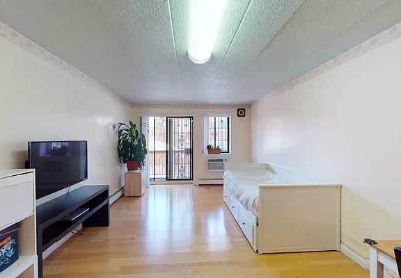 4th image of 43-04 158th St #1D