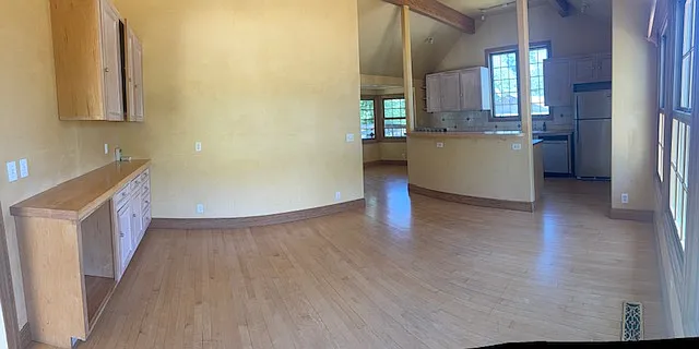 598 Redwood Ave — Photo 13