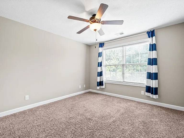 1697 Ellie Piper Cir — Photo 32