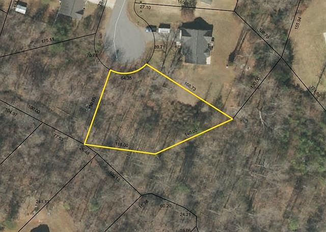 2nd image of 4902 Pond Ct