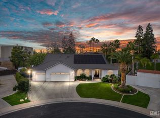 6502 Mont Blanc Ct, Bakersfield, CA 93306