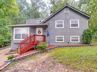 8236 Fourscore Dr, Mechanicsville, VA 23111