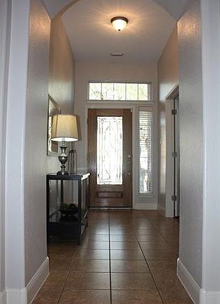 4th image of 8001 Alophia Dr