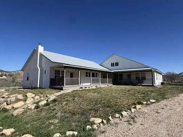 550 S Center St, Orderville, UT 84758
