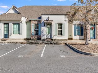 112 Rue Argenteuil Rd, Lafayette, LA 70506