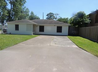 1926 Debeney Dr, Houston, TX 77039