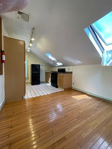 30 Whipple St #3 — Photo 7