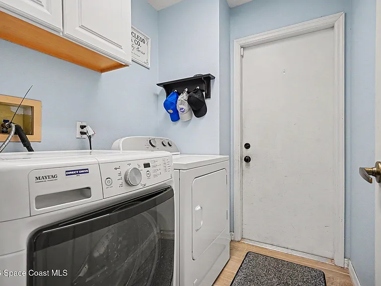 2765 Summer Brook St — Photo 21