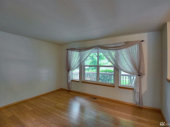 4th image of 7003 Bronington Dr SW
