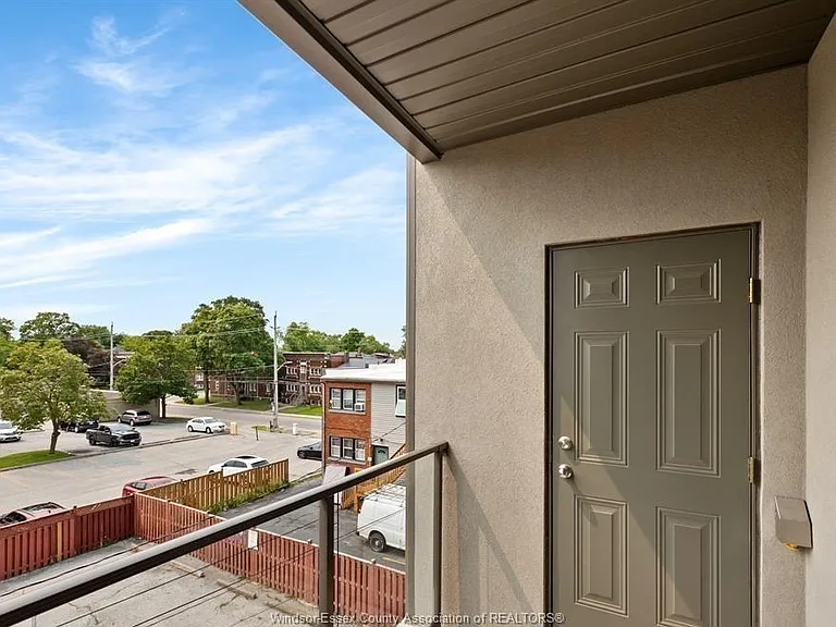 955 Ouellette Ave #205 — Photo 17