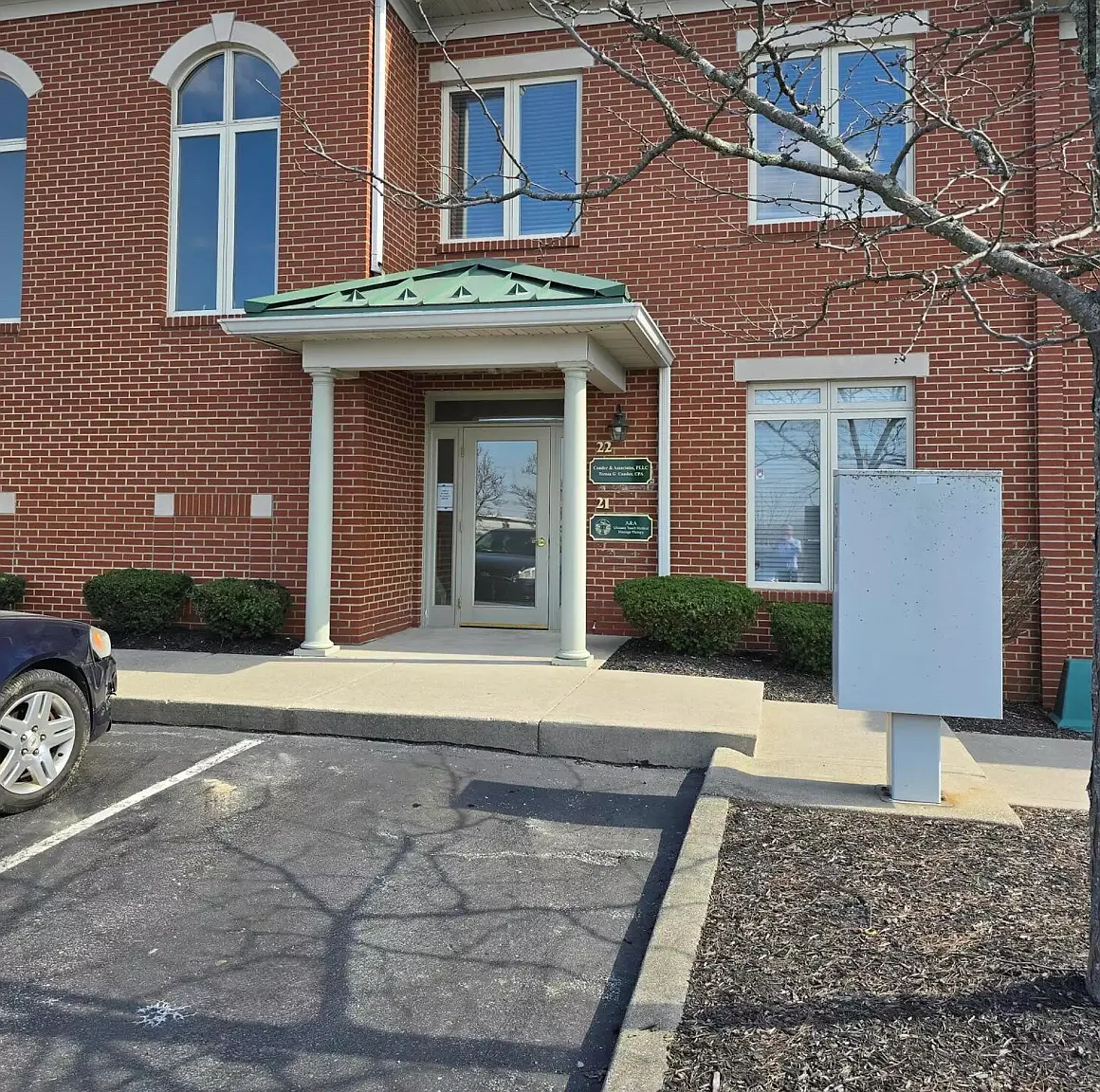 3 bed, $1,395 — Photo 1