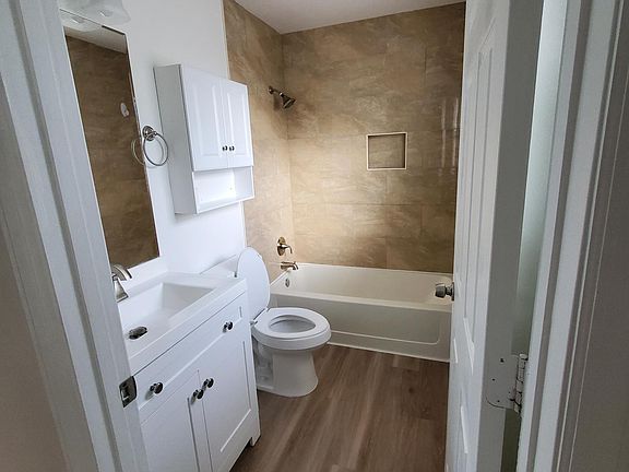 3rd image of 2251 SE Mandrake Cir