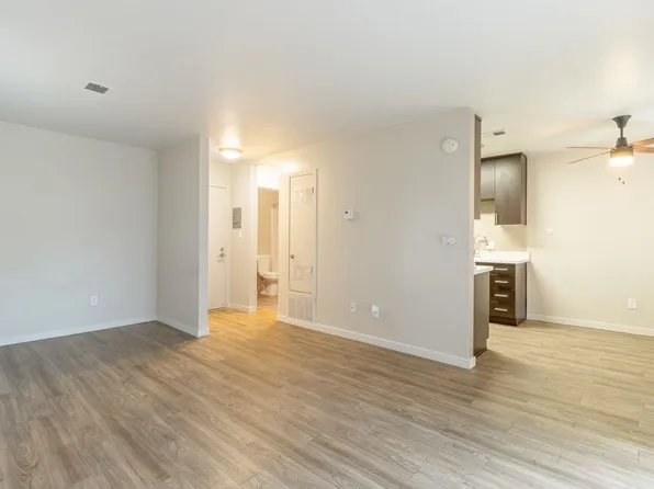 Riverbend Apartments