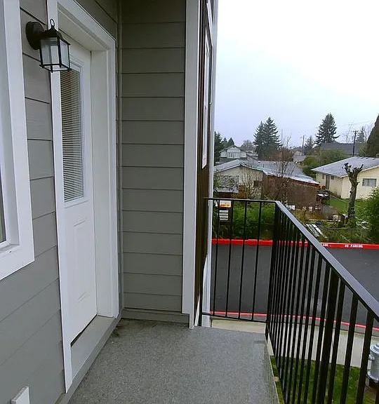 Court C Townhomes# — Photo 3