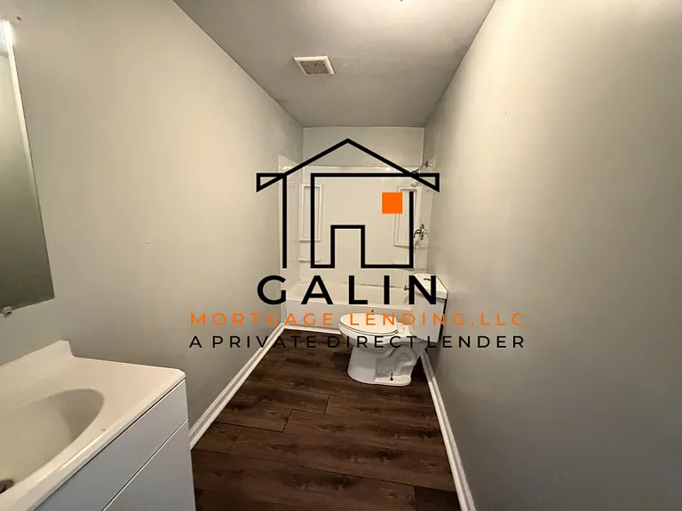1330 Golden St — Photo 21