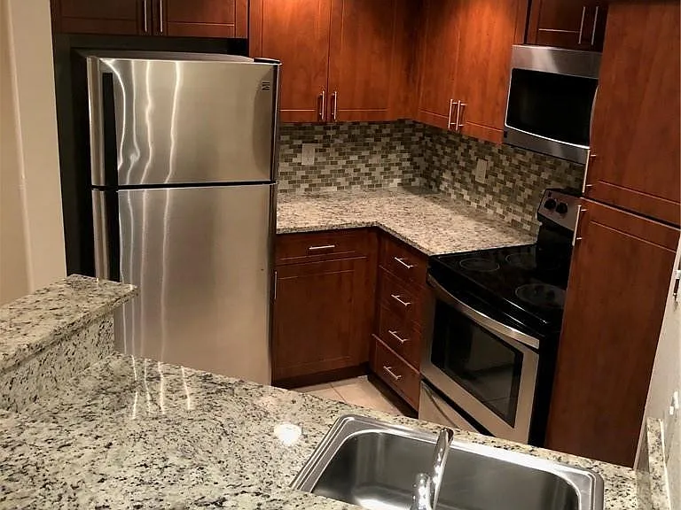 12400 Vista Isles Dr #1421 — Photo 2