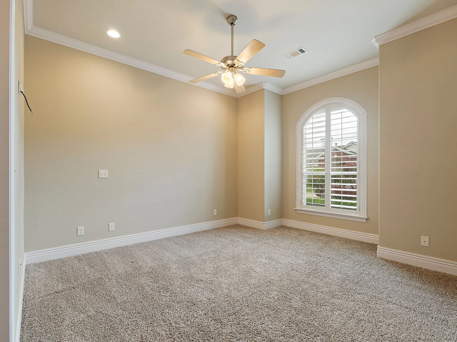Jeffrey Way (Lease Up - JJones) - 1 — Photo 3