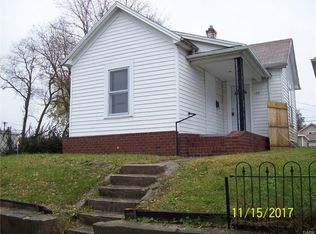 122 N Irwin St, Dayton, OH 45403
