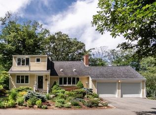 67 Howlett St, Topsfield, MA 01983