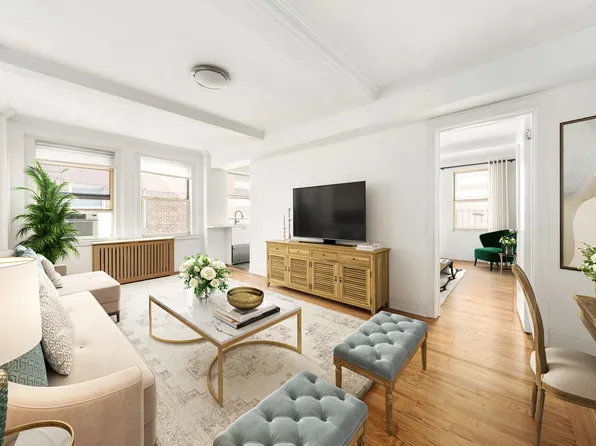 333 East 43rd Street 910 image 1 of 11