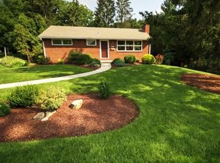 1048 Delaware Ave, Bethel Park, PA 15102