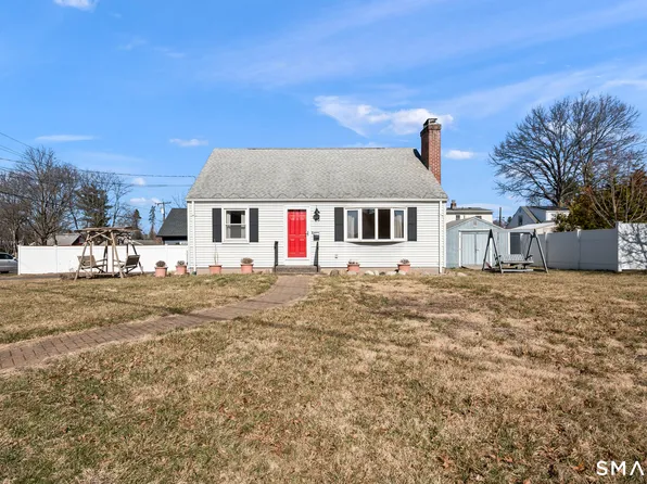 46 Piper Brook Avenue, Newington, CT 06111