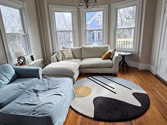 2nd image of 54 E Manning St Floor 2