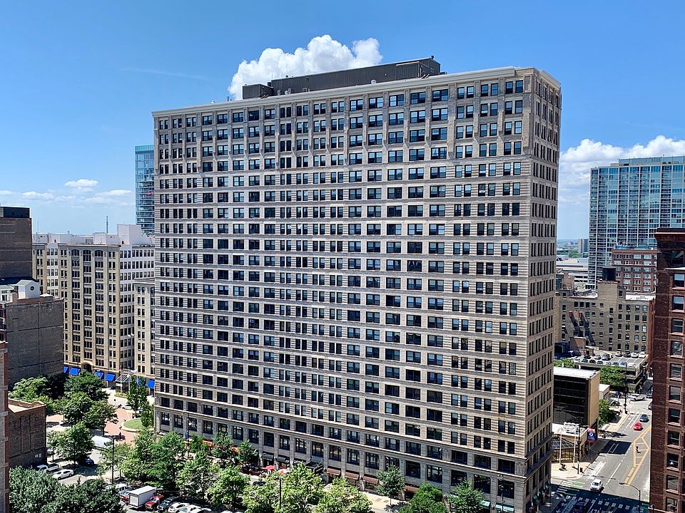 1st image of 600 S Dearborn St APT 1512