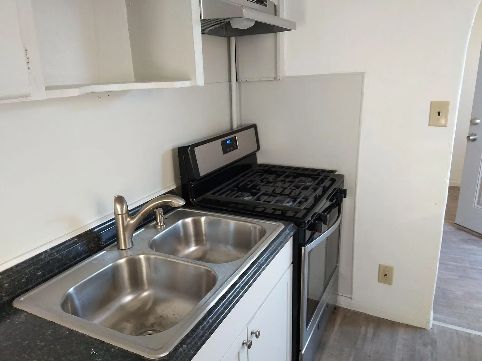 1 bed, 600 sqft, $795 — Photo 1