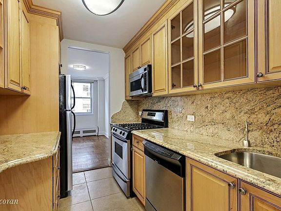 4th image of 215 E 80th St APT 8E