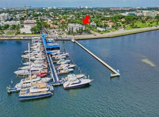 917 N Flagler Dr APT 210, West Palm Beach, FL 33401
