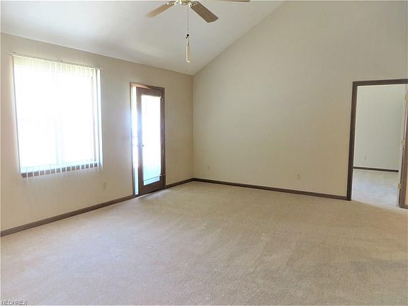 5th image of 6513 Bayside Dr Unit 11