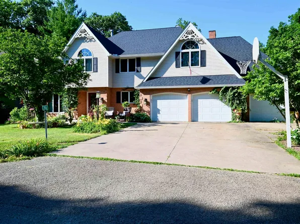 356 E Eller Dr, East Peoria, IL 61611