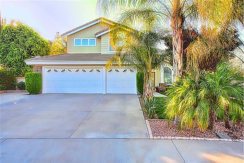 1st image of 29105 Wayfarer Ln